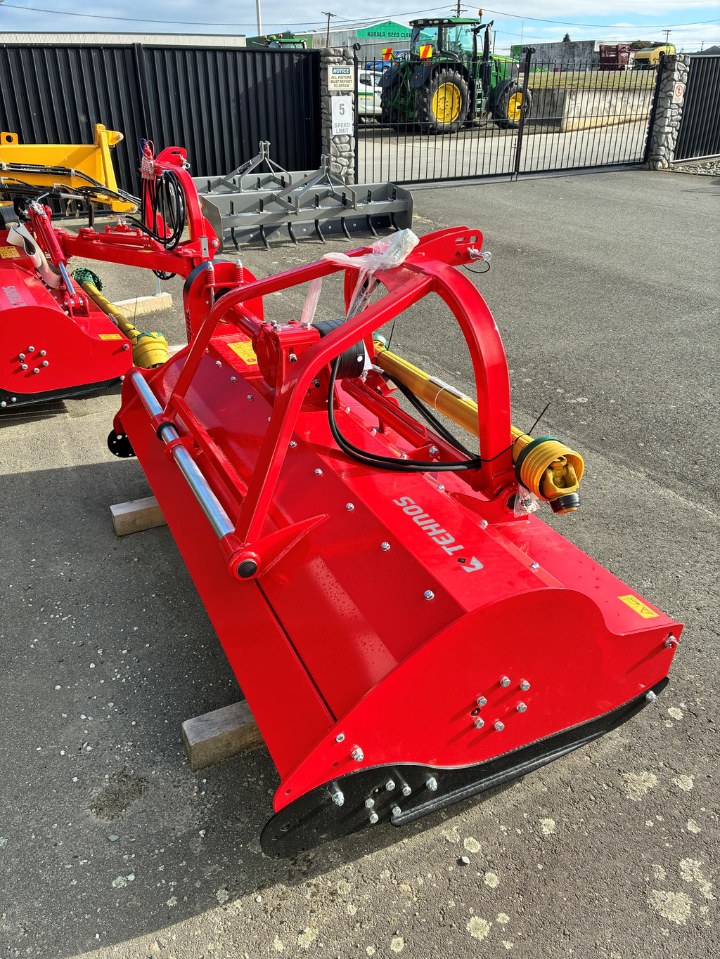 Universal Profi Mulcher Tehnos MU 200 LW